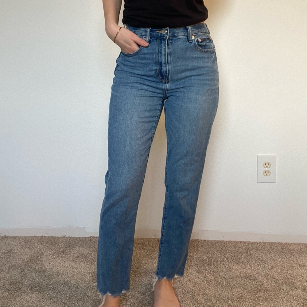 High Rise Mom Jean